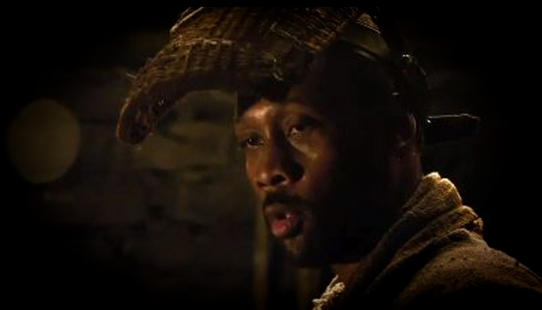 The Man With The Iron Fists - Trailer - RZA